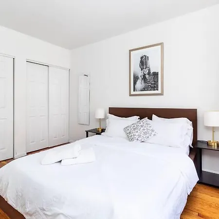 2Bed Bliss By Central Park North New York Exterior photo